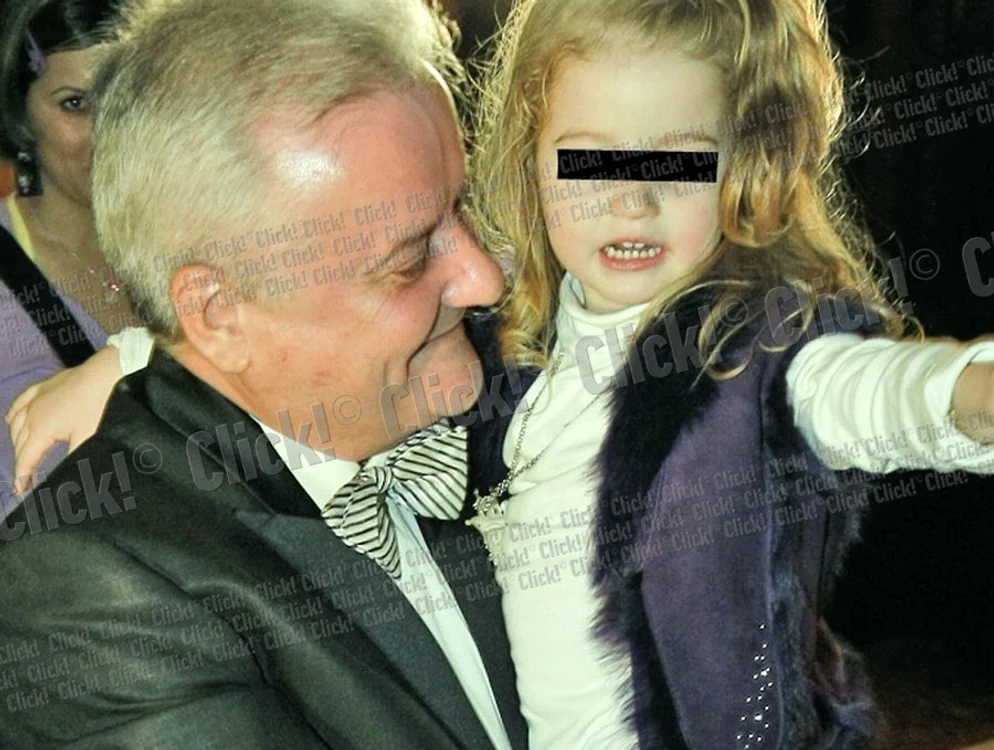 
    Irinuca a avut parte de foarte  multe cadouri  de ziua ei  