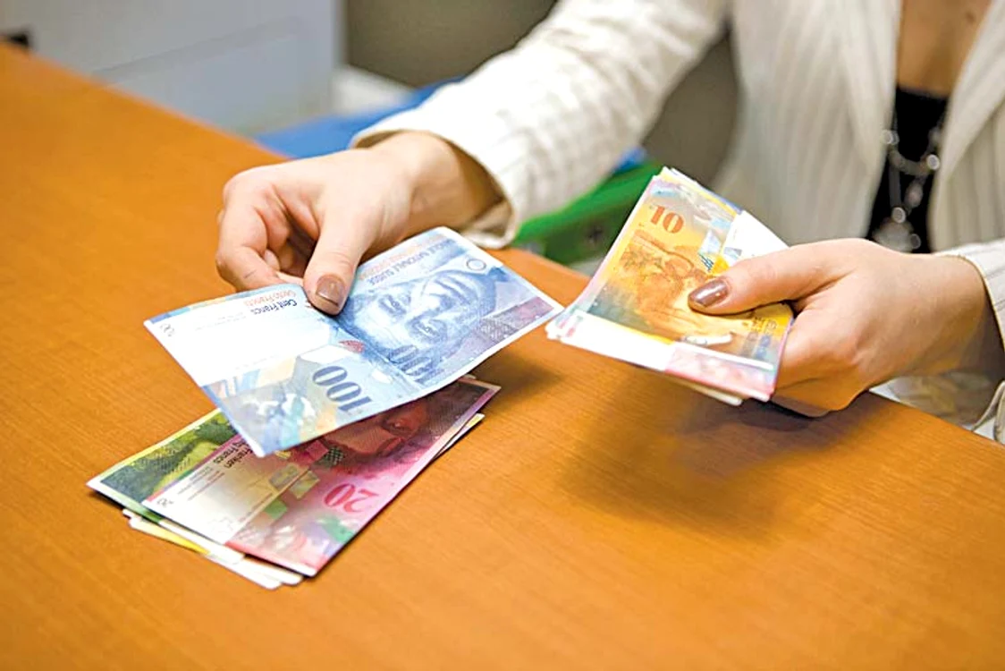 Francul a dublat sau chiar triplat ratele oamenilorFoto Click!