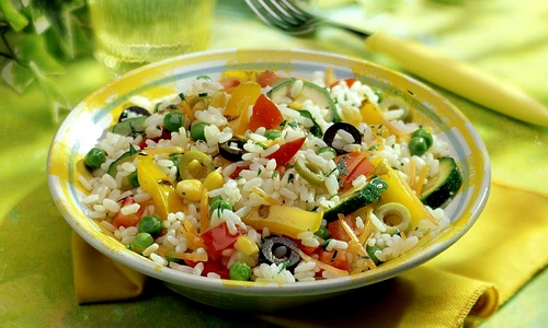 salata orez legume jpeg