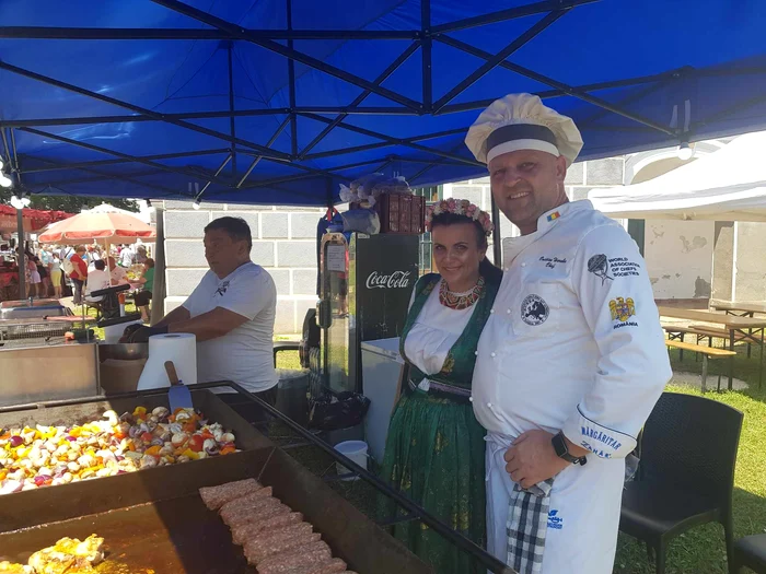 Nicoleta și Cristi prepară cele mai delcioase legume, dar și carne la grătar Claudia Untaru
