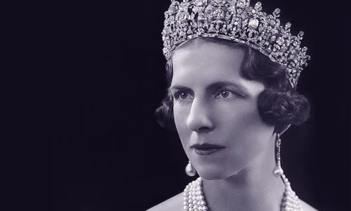 «Regina mamă Elena a României  O biografie autorizată»/ Fragment jpeg