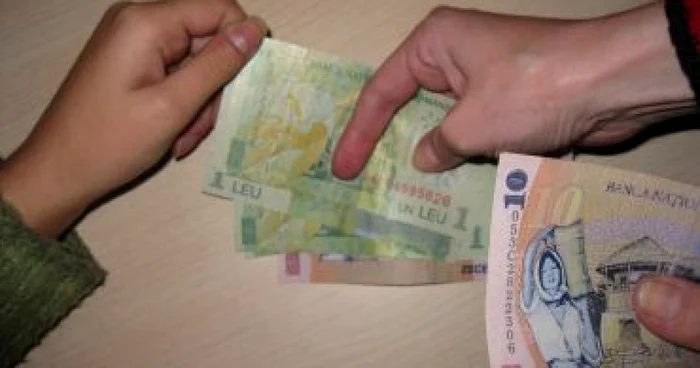 Brăila: Salariile brăilenilor au scăzut