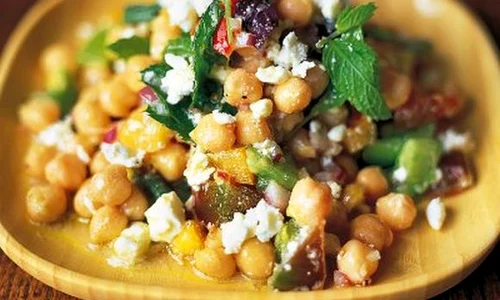 Salata de naut cu branza feta jpeg