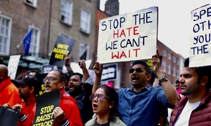 protest irlanda migranti rasism jpeg
