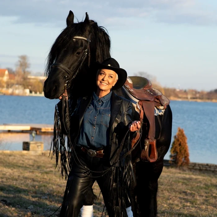 monica anghel cal jpg jpeg