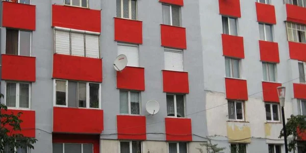 Bistriţenii care nu-şi încheie o poliţă obligatorie de asigurare risca o amendă de 500 de lei. 