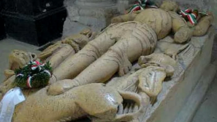 VIDEO Dezbatere „Historia“: Viktor Orban se vede „urmaş“ al lui Iancu de Hunedoara Ce înseamnă asta? jpeg