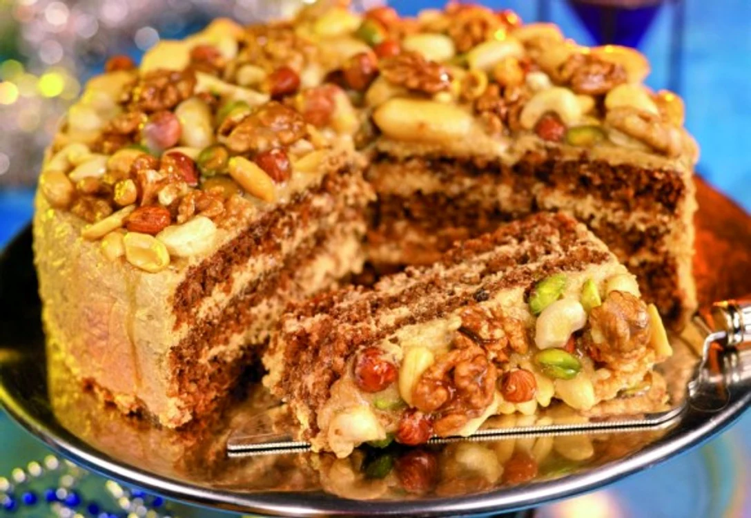 
    Un tort absolut delicios, care se va transforma repede in tortul tau preferatclickpoftabuna.ro  