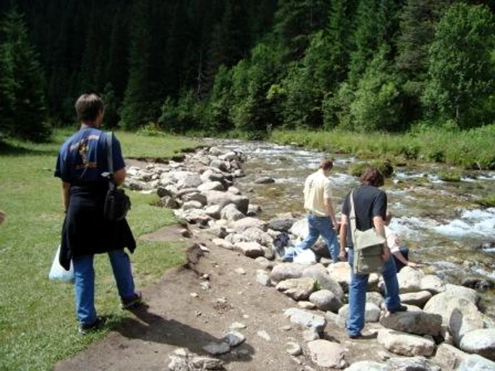 
    Turiştii au avut noroc, deoarece se aflau într-o zonă periculoasă  