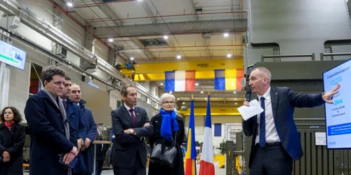 Nicusor Dan, în Franța o întâlnire cu reprezentanții companiilor din domeniul apărări foto facebook png