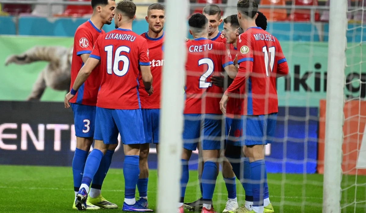 FCSB se va zbate în play-out-ul din Superliga României (FOTO: Sportpictures)