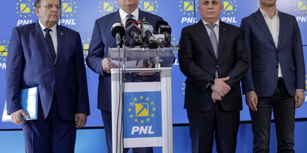 Premier Nicolae Ciuca candidatura presedintia PNL 6 aprilie 2020 FOTO Inquam Photos / George Calin