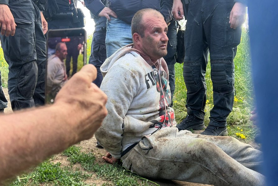 Principalul suspect în cazul elevei ucise în Bihor a fost prins. A fost găsită și arma crimei. Reacția devastatoare a tatălui: „Mi-a executat fiica!”