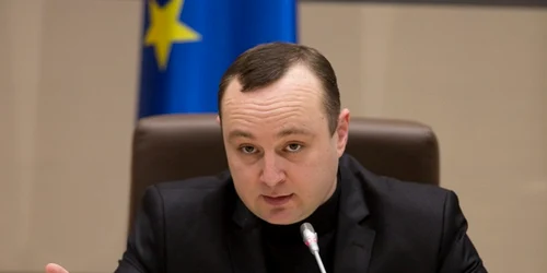 Vlad Batrincea parlament.md