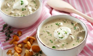 supa crema de ciuperci shutterstock 55551430 jpeg