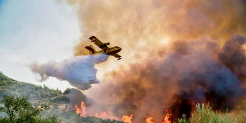 incendiu grecia scaled 1 1068x712 jpg