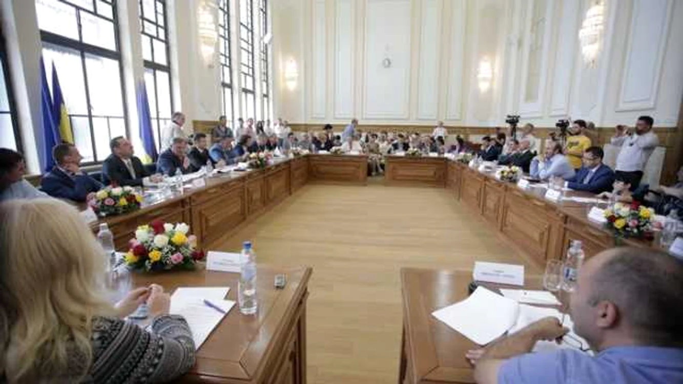 USR-PLUS mai avea nevoie de un vot pentru a avea majoritate în CL Timişoara FOTO pressalert.ro