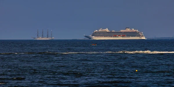 Vas de croaziera Viking Orion FOTO Shutterstock