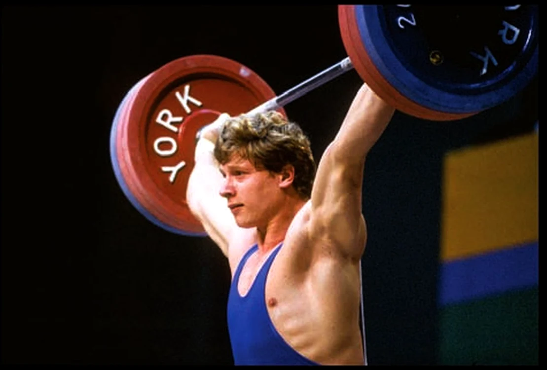 Halterofilul Nicu Vlad, câştigător al medaliei de aur la categoria 90kg