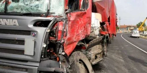 Accidentul a avut loc din cauza neadaptării vitezei la condițiile de trafic