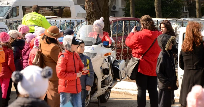 Tehnica poliţiei a fost pe placul copiilor