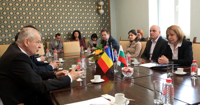 Sorin Oprescu s-a întâlnit la Sofia cu omologul său bulgar, Yordanka Fandakova. FOTO PMB