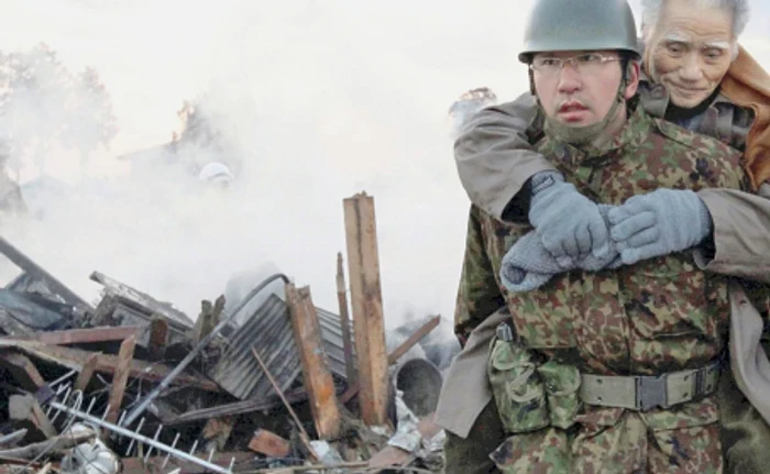 Aşa arată Japonia după cutremurul şi tsunami-ul devastatoare de vineri (Foto: AFP)