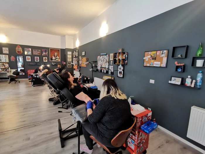 Salonul de pe strada Mărășești FOTO Ștefan Both