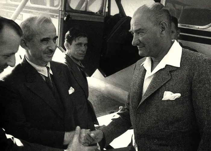 ataturk ve inonu 16 06 1936 jpg jpeg