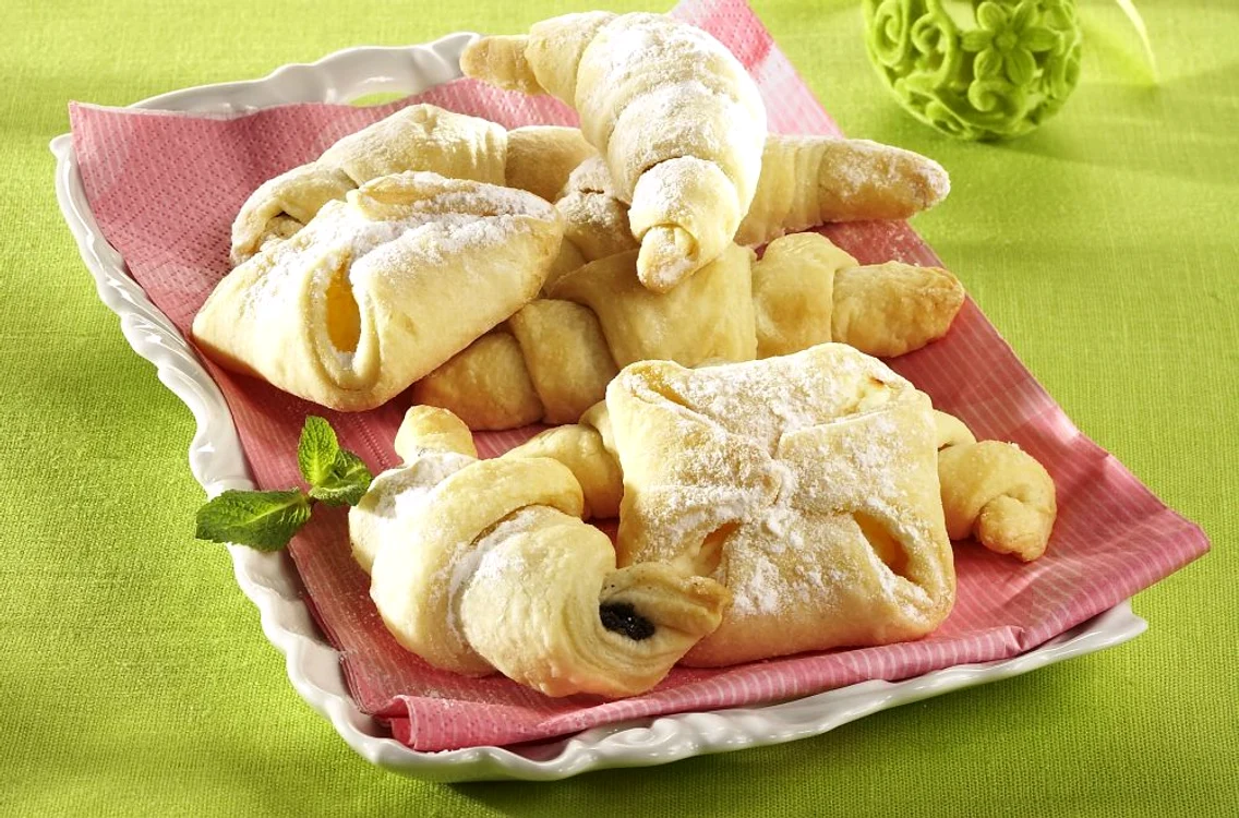 cornulete aluat foitaj jpeg