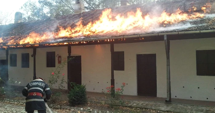 Incendiul a fost lichidat după două ore