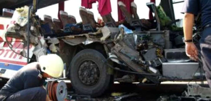 Hunedoara: UPDATE Şoferul care a produs accidentul cu 12 victime este un vitezoman fără experienţă