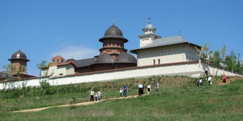 Mănăstirea Sfântul Mare Mucenic Gheorghe - Teleorman
