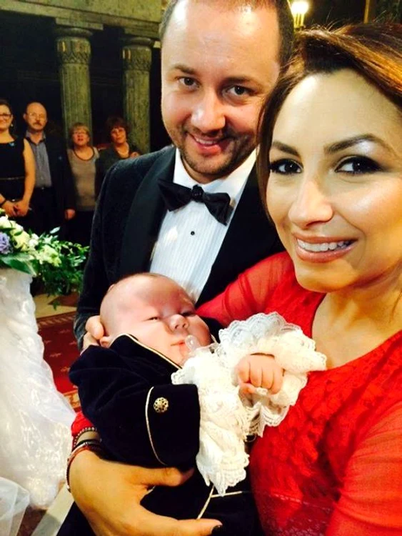 Cele două familii l-au creştinat pe David Cristian sâmbătăFoto Arhivă Personală