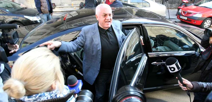 Dumitru Dragomir a ieşit nervos de la DNA * Foto: Eduard Enea