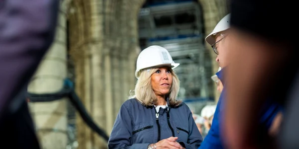 Brigitte Macron, pe șantierul catedralei Notre Dame FOTO Profimedia 