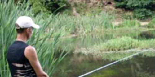 Reşiţa: ORAŞUL PE SCURT / Bălţi populate cu caras