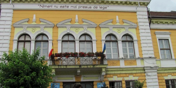 Primăria a ales agenţia care va stabili ratingul de credit al Zalăului