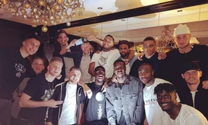 puscas paris coechipieri jpeg