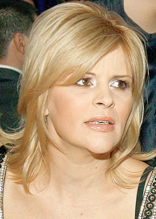Sanda Ladoşi