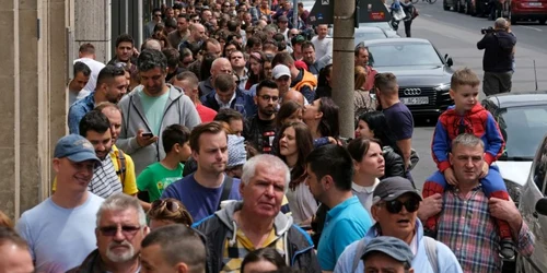 Români la coadă la vot în Berlin Germania FOTO Guliver / Getty Images / Sean Gallup