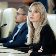 Victoria Stoiciu FB jpg
