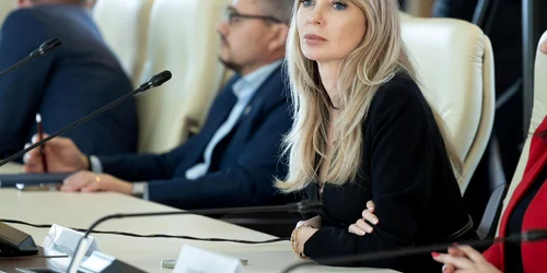 Victoria Stoiciu FB jpg