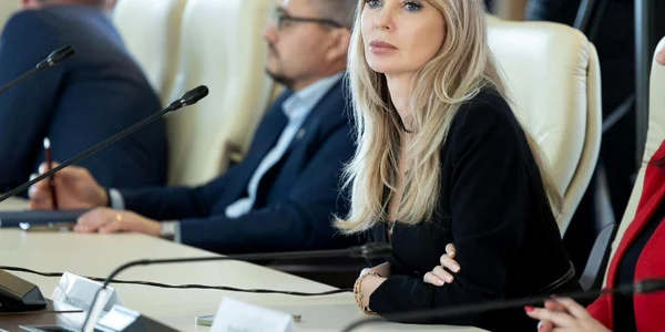 Victoria Stoiciu FB jpg