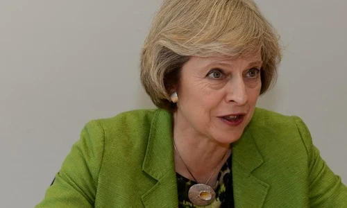 Theresa May a semnat scrisoarea prin care se declanşează oficial Brexitul jpeg