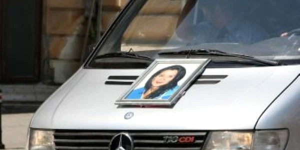 Craiova: Claudia Budiană a fost înmormântată astăzi (UPDATE)