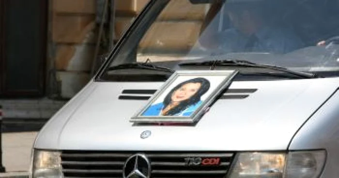Craiova: Claudia Budiană a fost înmormântată astăzi (UPDATE)