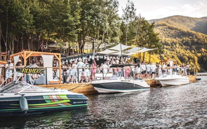 
    Lacul Fântânele, o altă frumusețe a naturii  