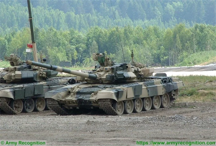 Tancul T-90