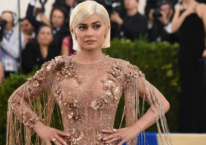 Mezinele familiei Kardashian-Jenner au ales ținute transparente pentru Met Gala 2019Foto:GettyImages